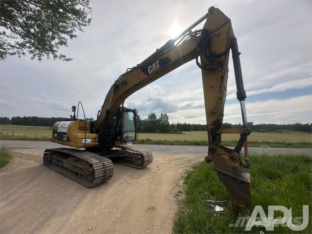 CAT 320D Kāpurķēžu ekskavatori