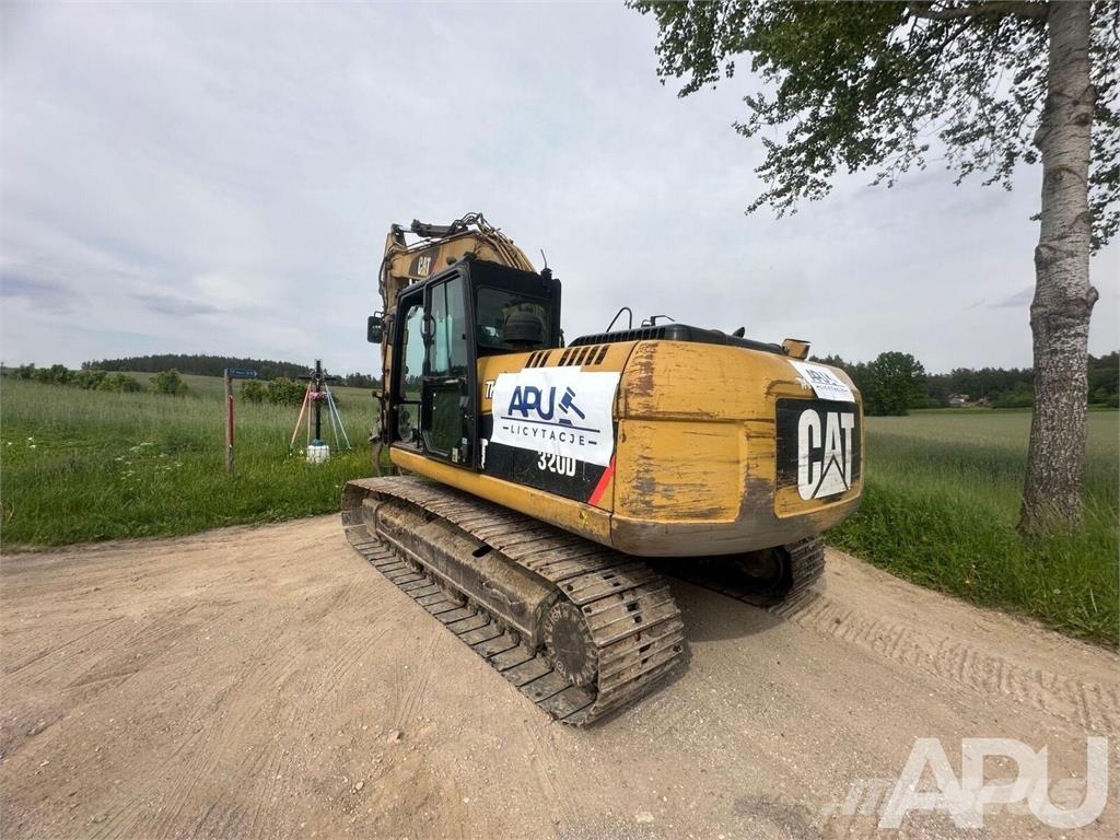 CAT 320D Kāpurķēžu ekskavatori