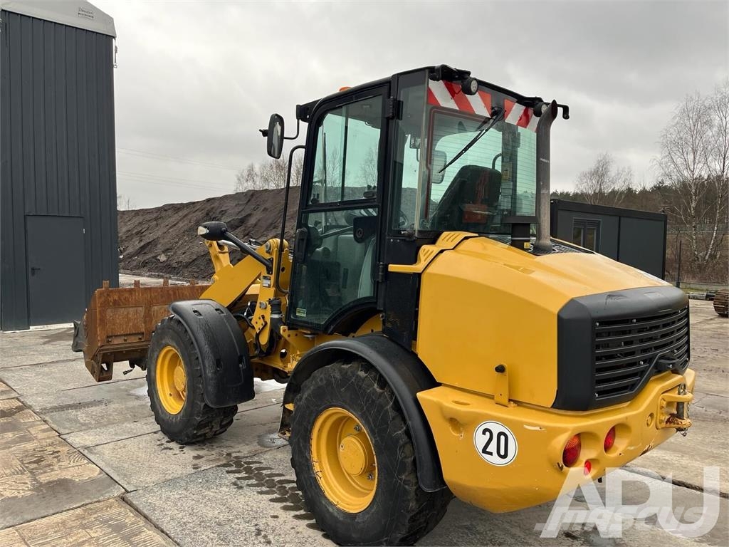 CAT 908M ツールキャリア