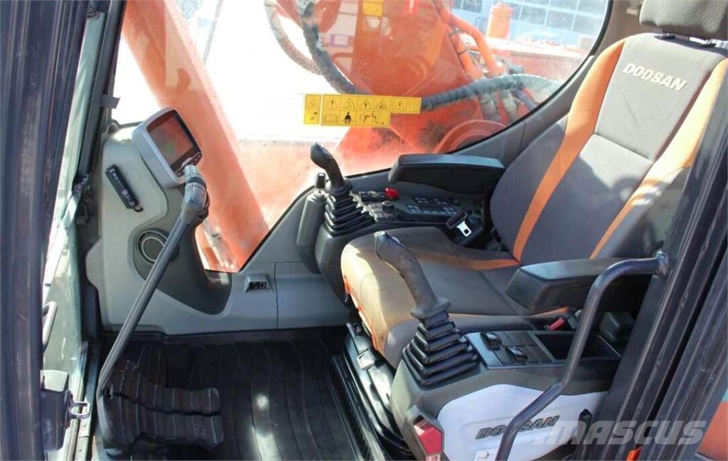 Doosan DX255 LC-3 Vikšriniai ekskavatoriai