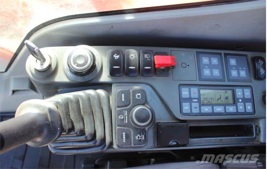 Doosan DX255 LC-3 Vikšriniai ekskavatoriai