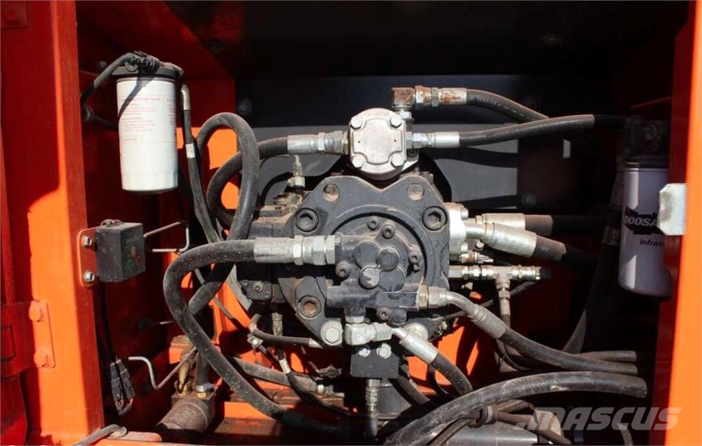 Doosan DX255 LC-3 Vikšriniai ekskavatoriai