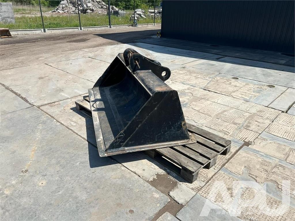  equipment - attachment for construction equipment  Кофи
