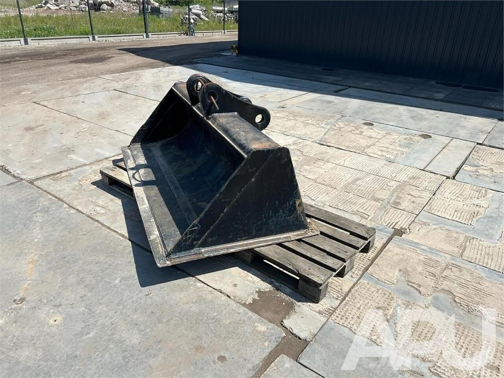  equipment - attachment for construction equipment  Кофи
