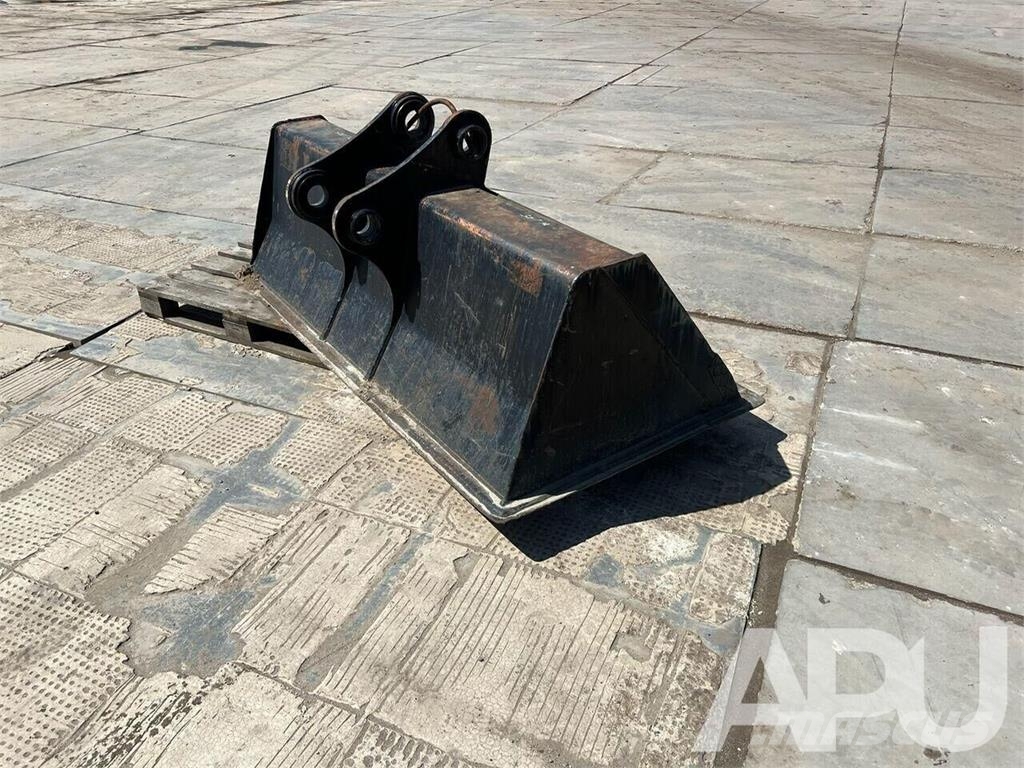  equipment - attachment for construction equipment  Кофи