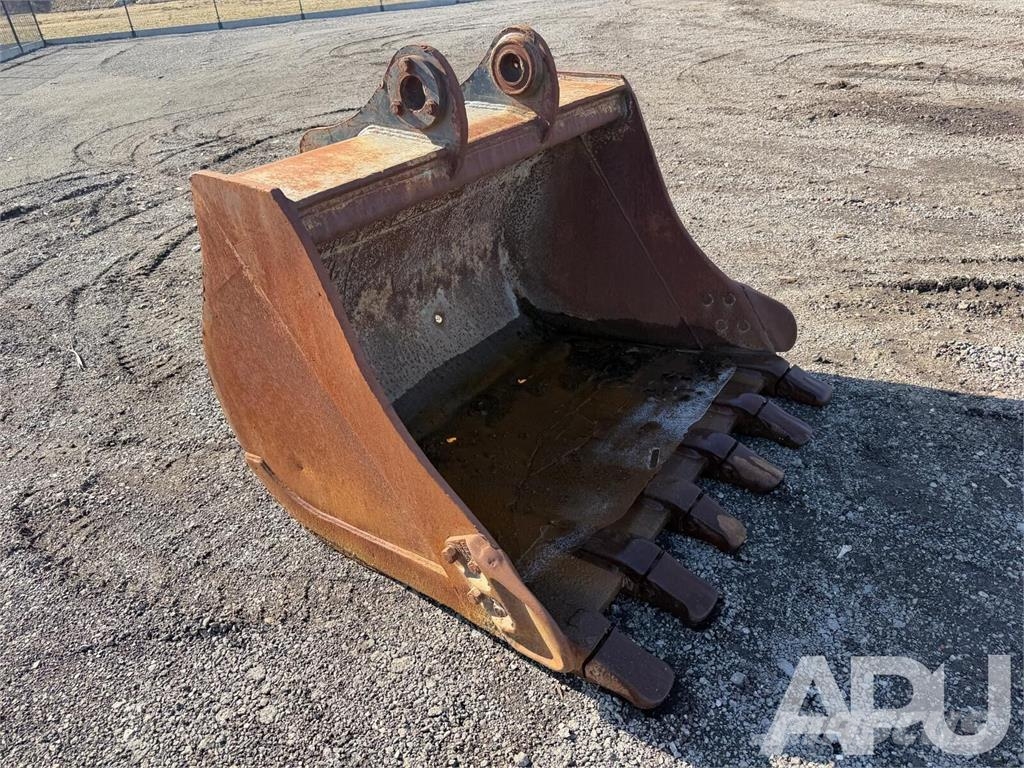  equipment - attachment for construction equipment  دلاء