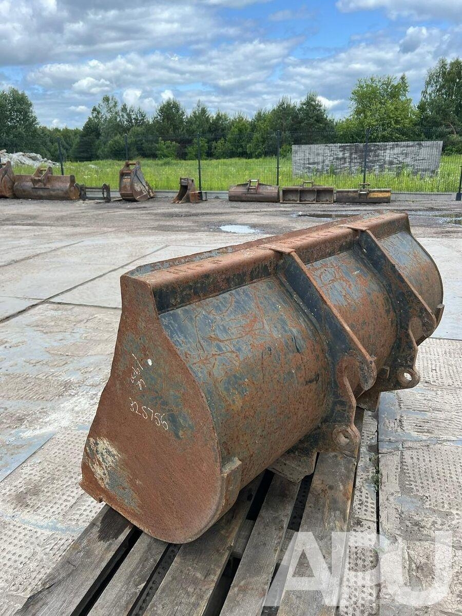 equipment - attachment for construction equipment Кофи