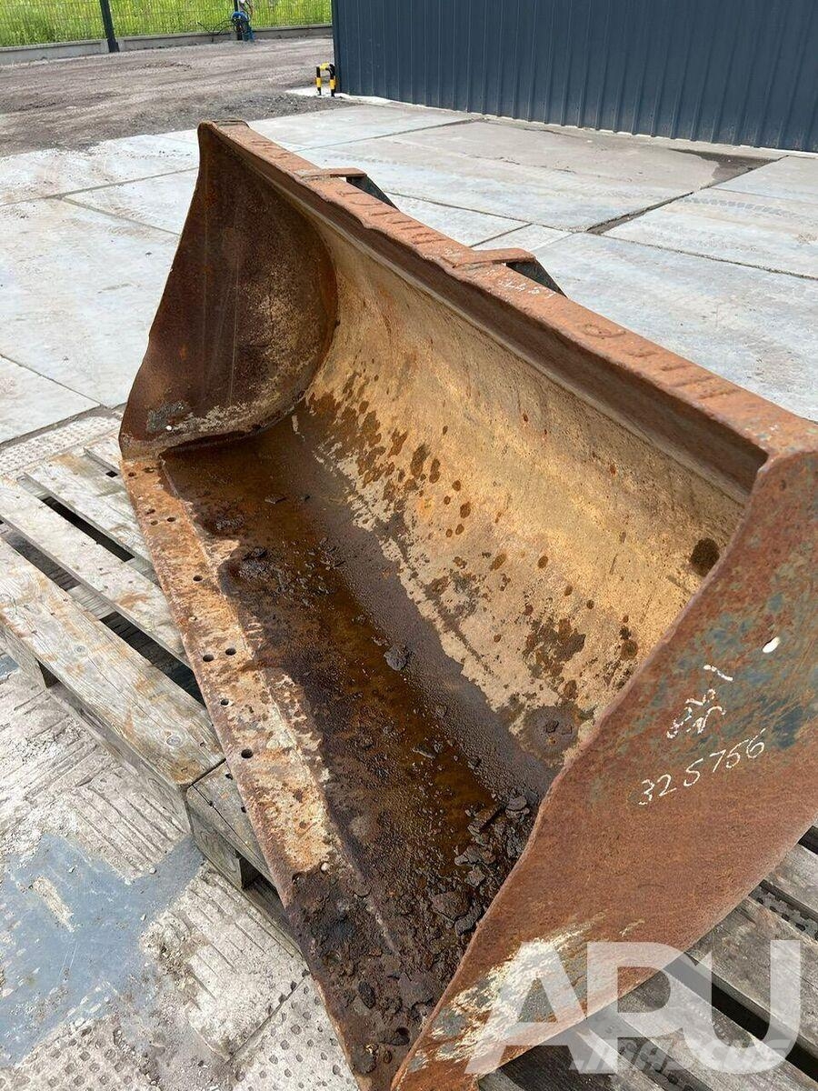 equipment - attachment for construction equipment Кофи