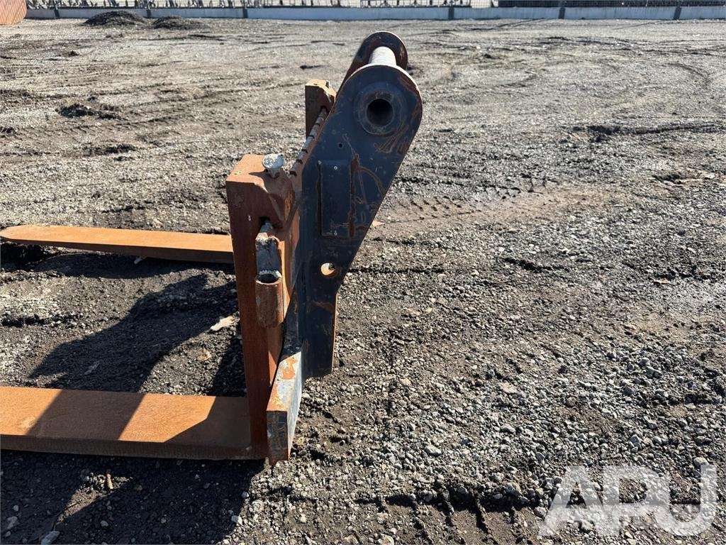 equipment - forklift attachments - pallet fork Tõstekahvlid