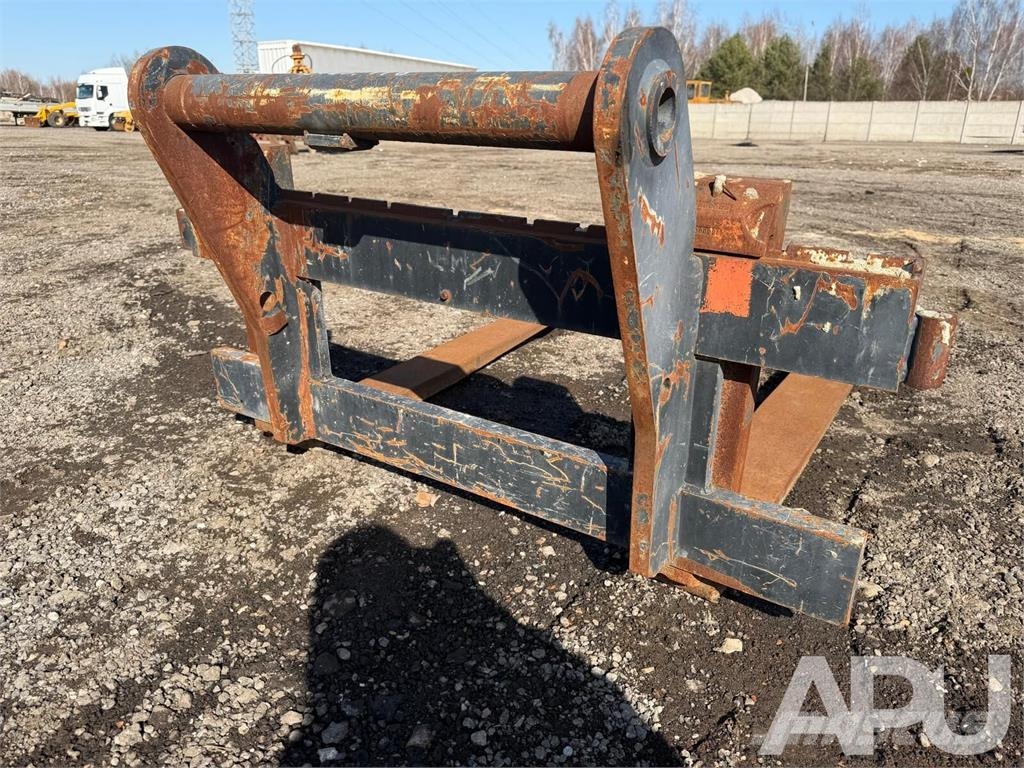 equipment - forklift attachments - pallet fork Tõstekahvlid