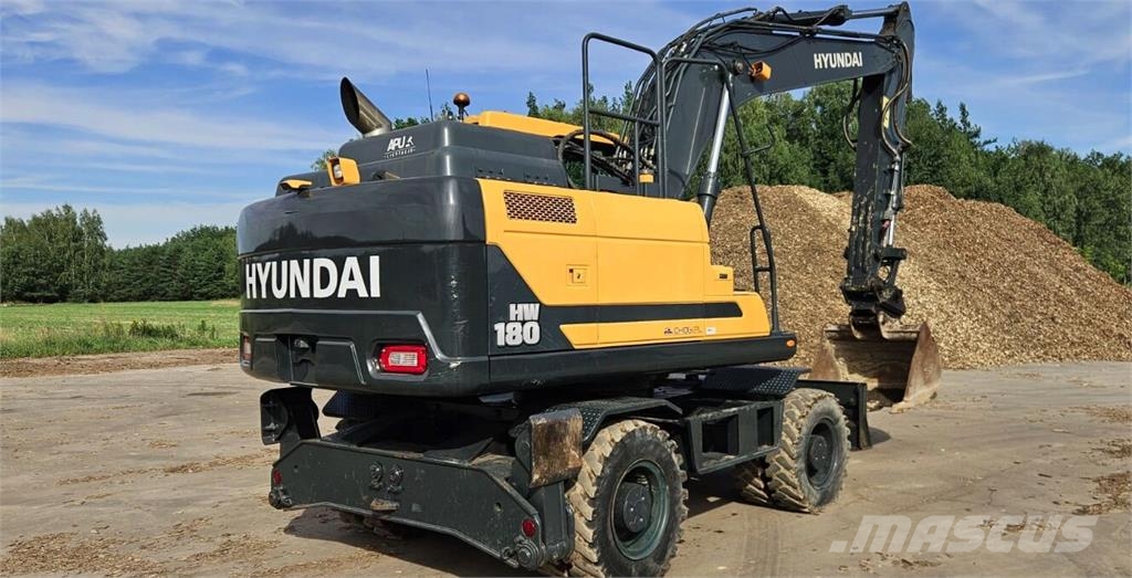 Hyundai HW180 Ratiniai ekskavatoriai