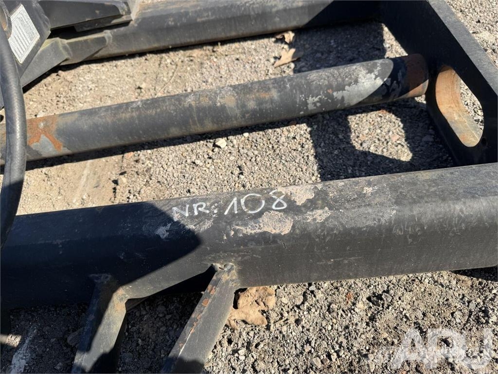 JCB  موصلات سريعة