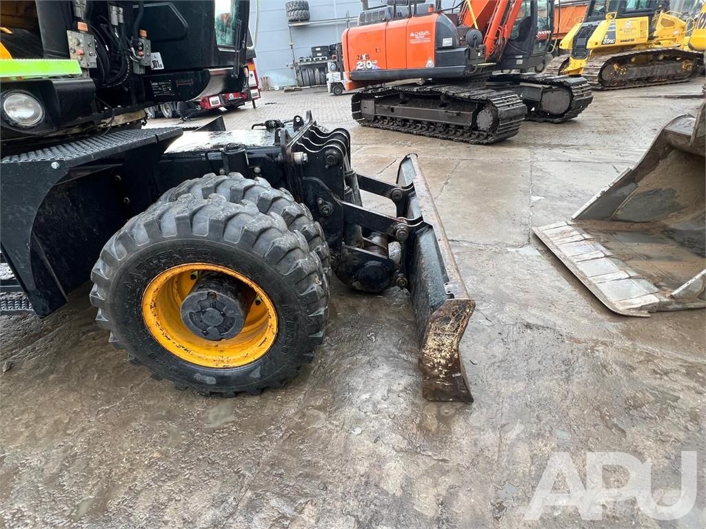 JCB JS175WT T4F Mobilbagger