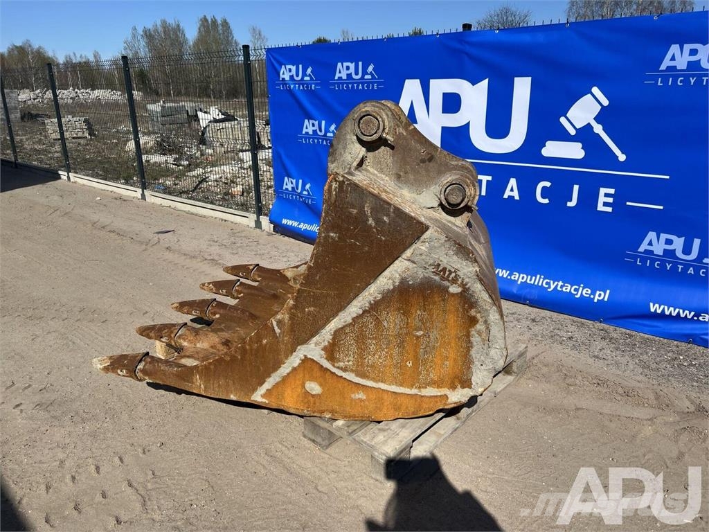 Komatsu  دلاء
