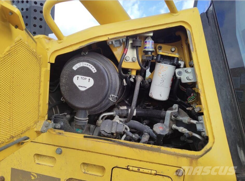 Komatsu D51PX-24 Kāpurķēžu buldozeri