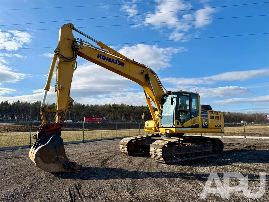 Komatsu PC210LC-10 Vikšriniai ekskavatoriai