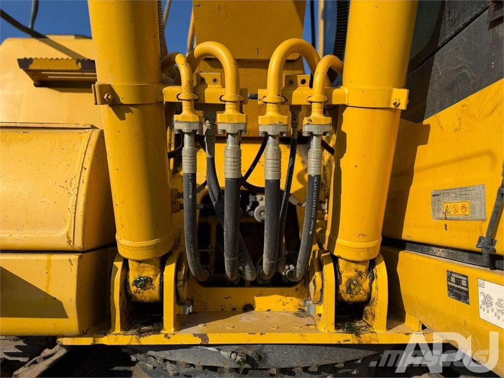 Komatsu PC210LC-10 Vikšriniai ekskavatoriai