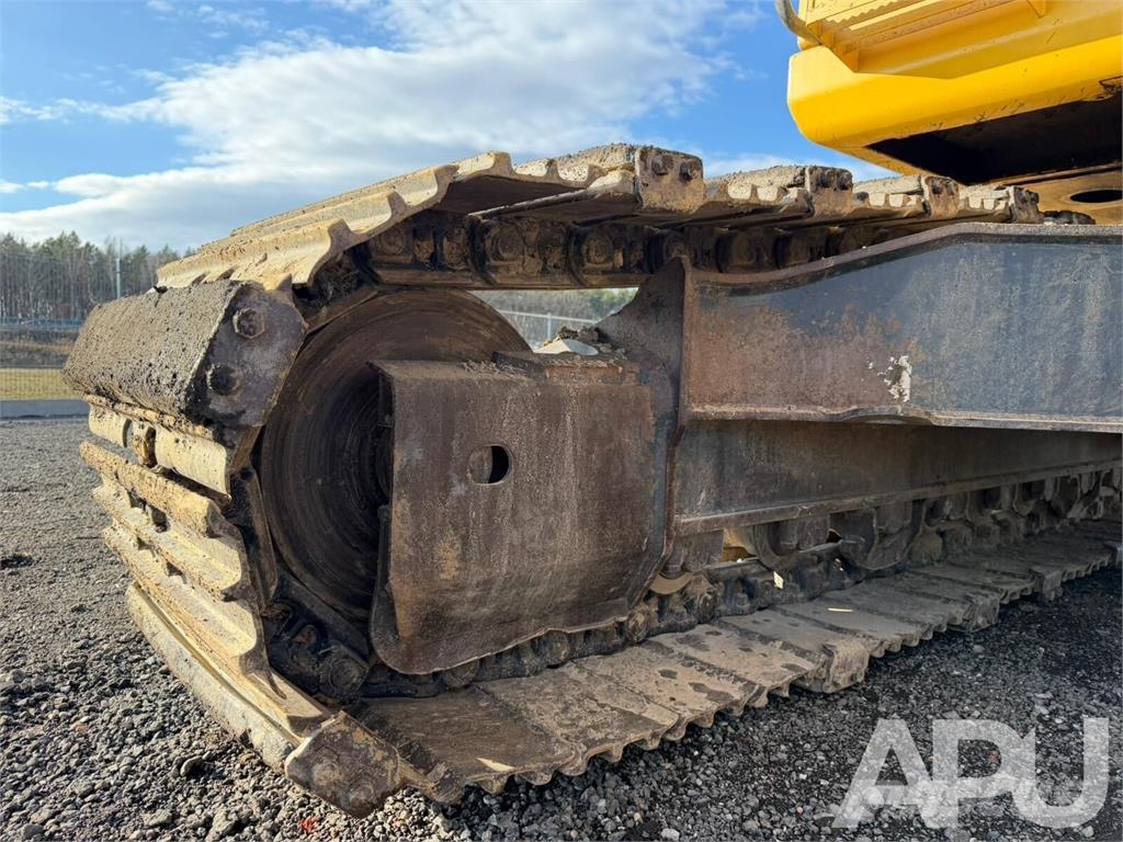 Komatsu PC210LC-10 Vikšriniai ekskavatoriai