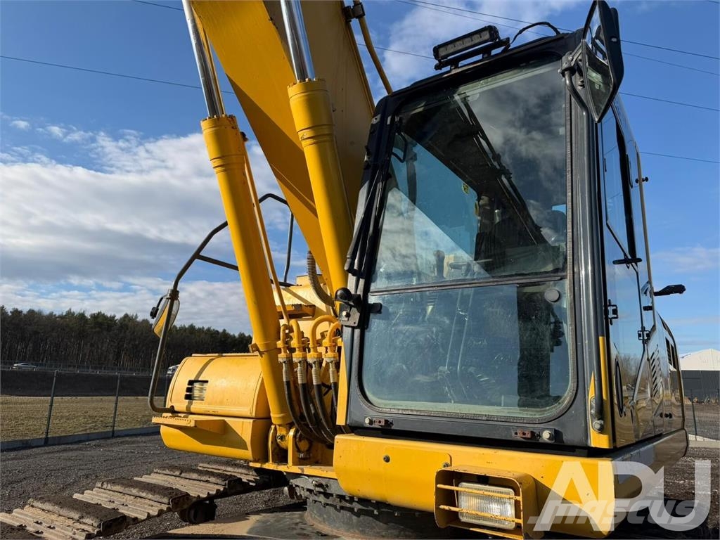Komatsu PC210LC-10 Vikšriniai ekskavatoriai