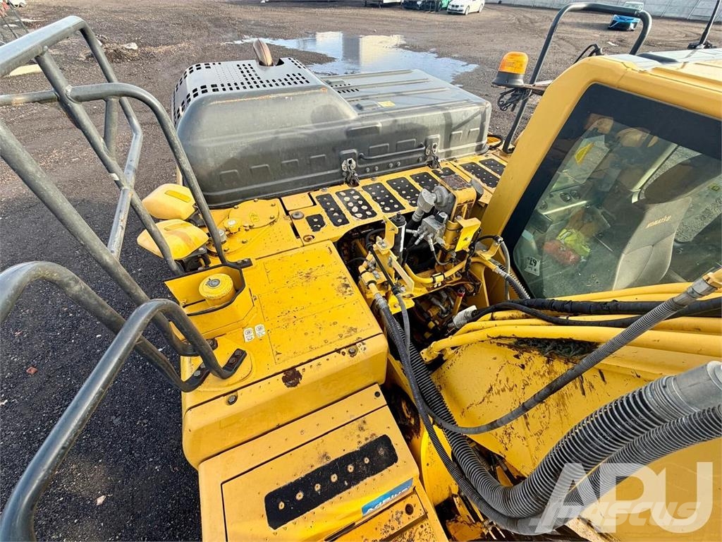Komatsu PC210LC-11 Vikšriniai ekskavatoriai