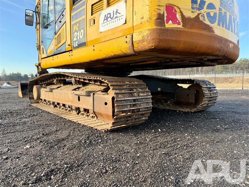 Komatsu PC210LC-11 Vikšriniai ekskavatoriai