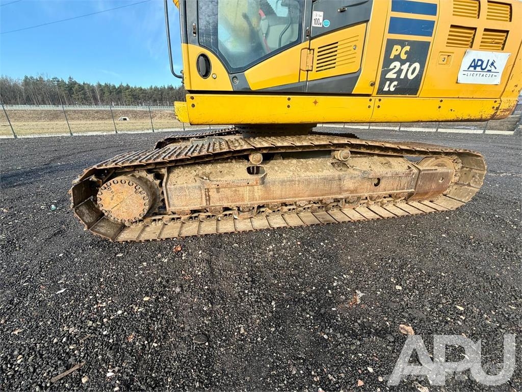 Komatsu PC210LC-11 Vikšriniai ekskavatoriai