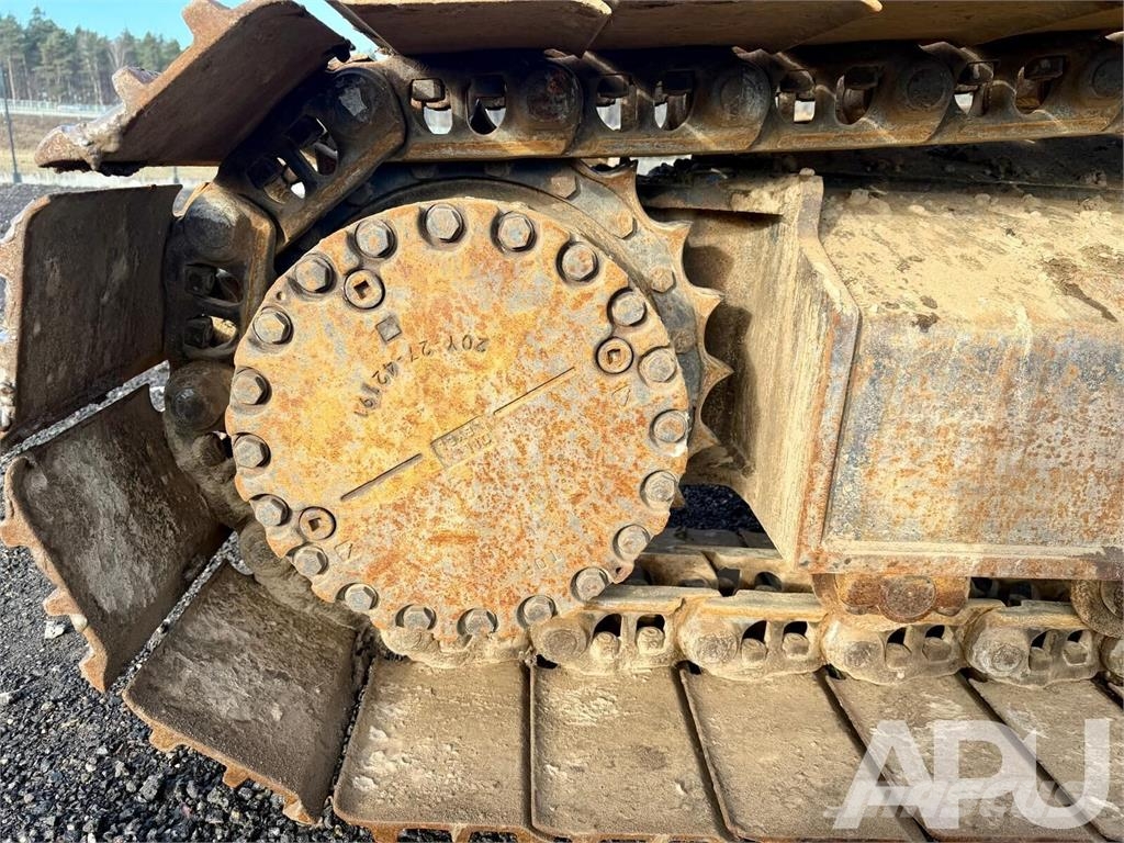 Komatsu PC210LC-11 Vikšriniai ekskavatoriai