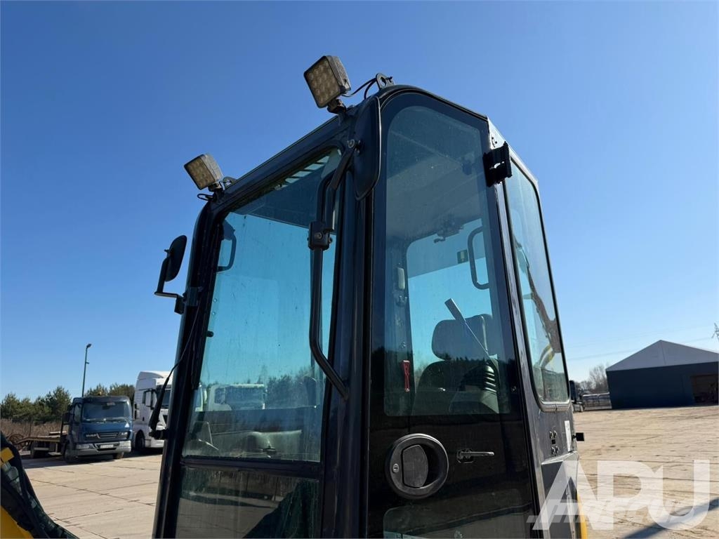 Komatsu PC26MR-3 Mini ekskavatoriai < 7 t