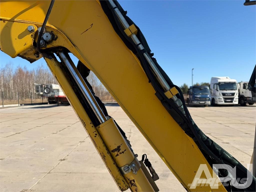 Komatsu PC26MR-3 Mini ekskavatoriai < 7 t