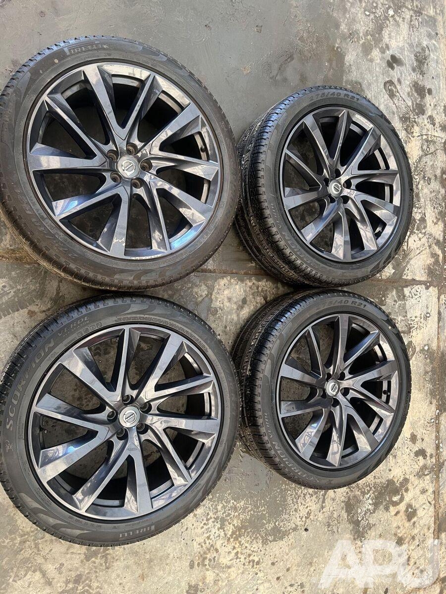 Komplet kół VOLVO XC90/XC60/S90/V90 Cross Country 5X108 Gume, točkovi i felne