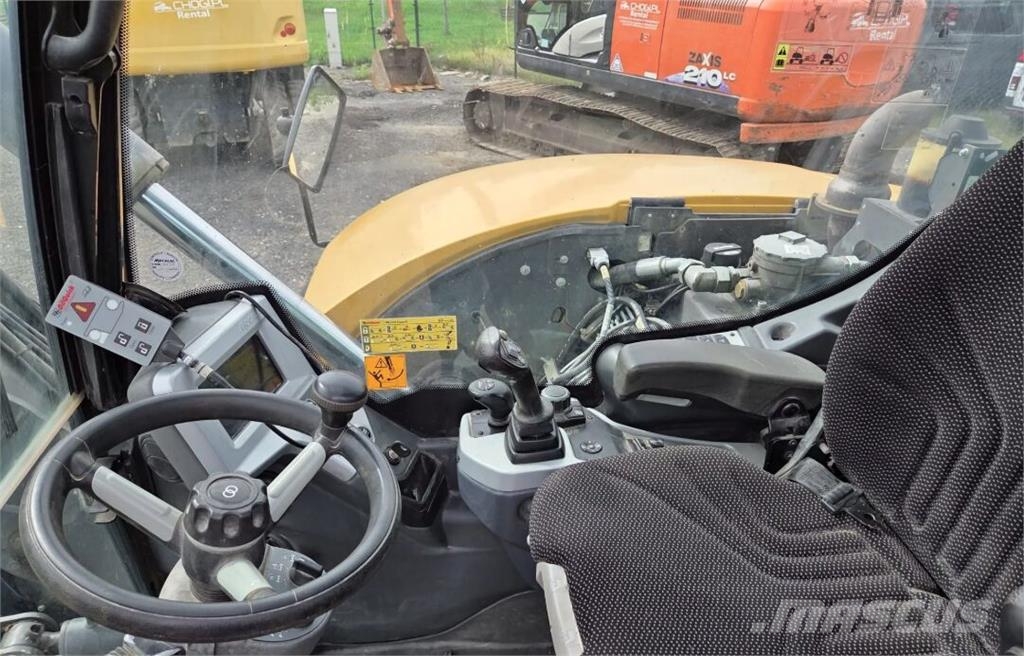 Mecalac 11MWR Ratiniai ekskavatoriai