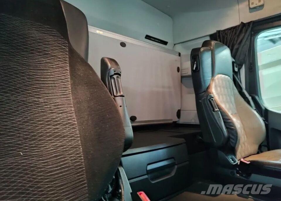 Mercedes-Benz Arocs 4151 Damperli kamyonlar