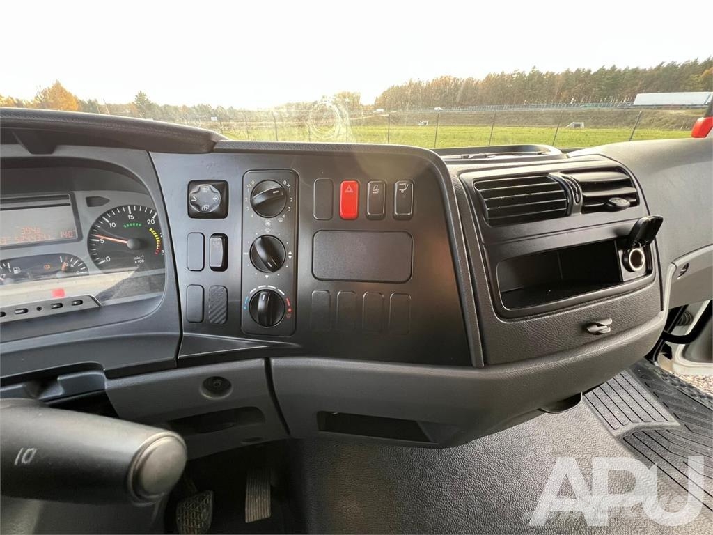 Mercedes-Benz ATEGO 818 Фургони