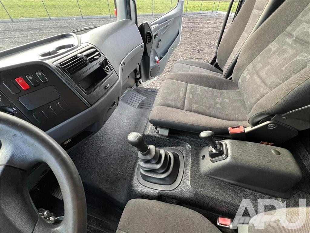 Mercedes-Benz ATEGO 818 Фургони