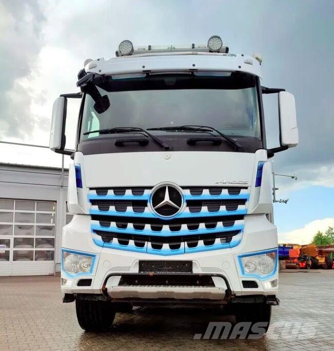 Mercedes-Benz Arocs 4151 Damperli kamyonlar