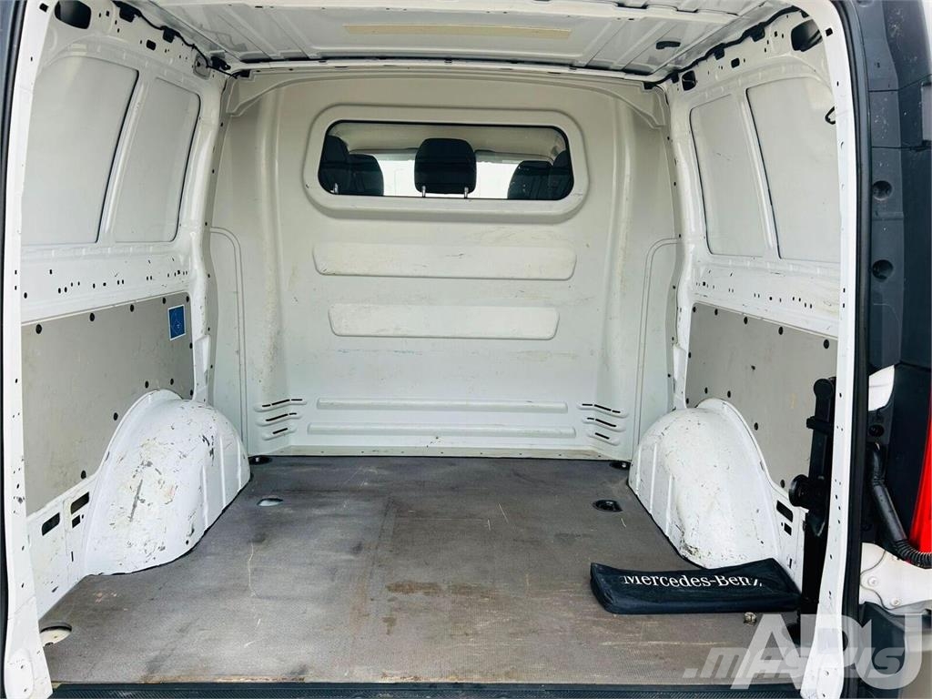 Mercedes-Benz Vito Вантажівки / спеціальні