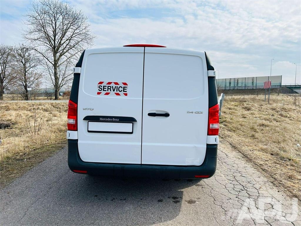 Mercedes-Benz Vito Вантажівки / спеціальні