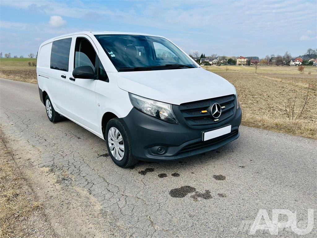 Mercedes-Benz Vito Вантажівки / спеціальні