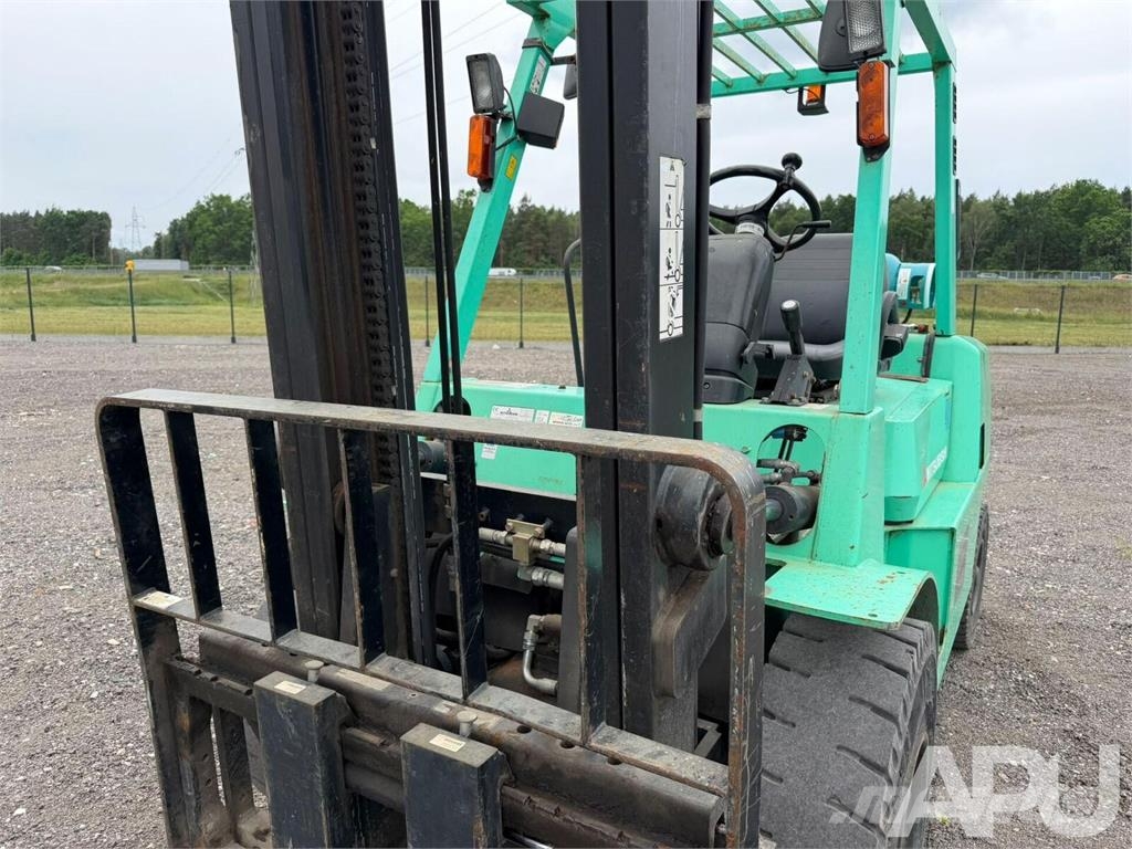 Mitsubishi FG40KL2 LPG forklifts