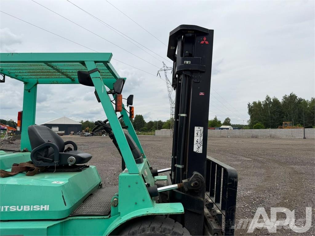 Mitsubishi FG40KL2 LPG forklifts