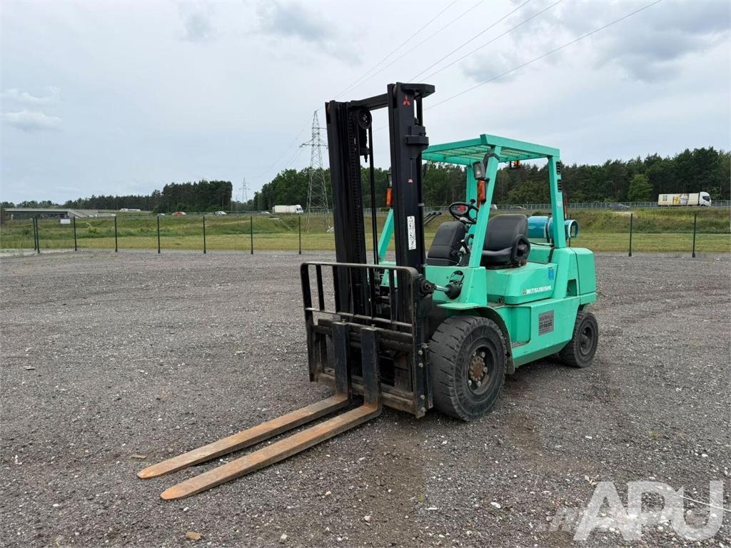 Mitsubishi FG40KL2 LPG forklifts