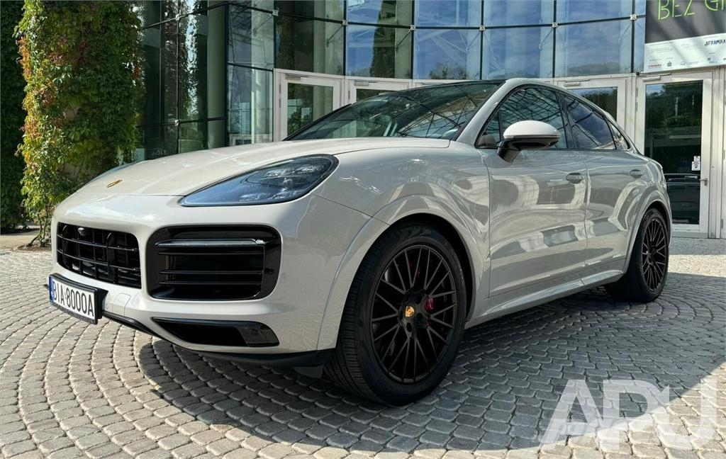 Porsche Cayenne GTS 550 سيارات