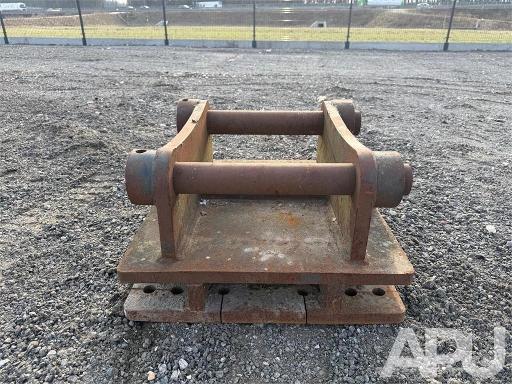 spare part - body spare parts - mounting plate Ďalšie komponenty