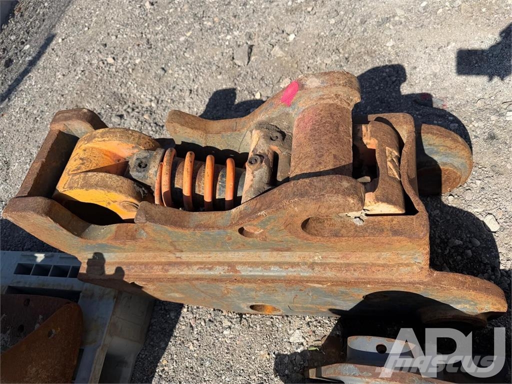  spare part - body spare parts - quick coupler موصلات سريعة