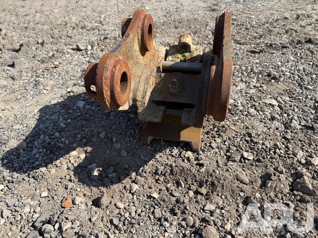  spare part - body spare parts - quick coupler موصلات سريعة