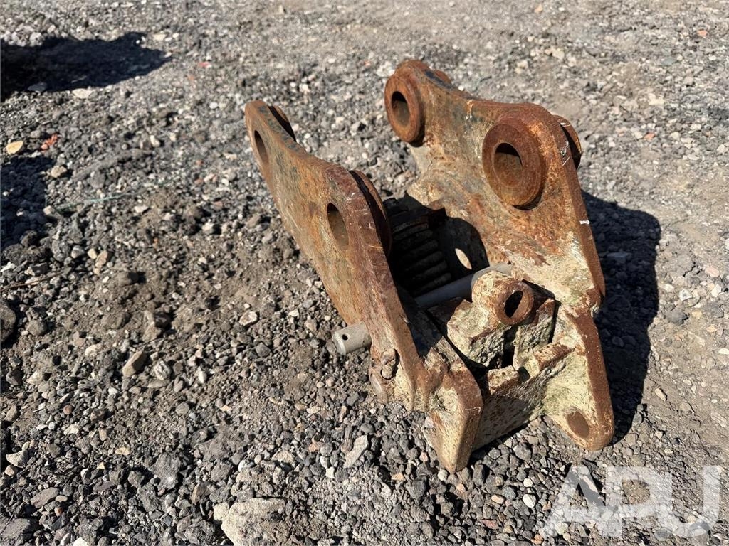  spare part - body spare parts - quick coupler موصلات سريعة