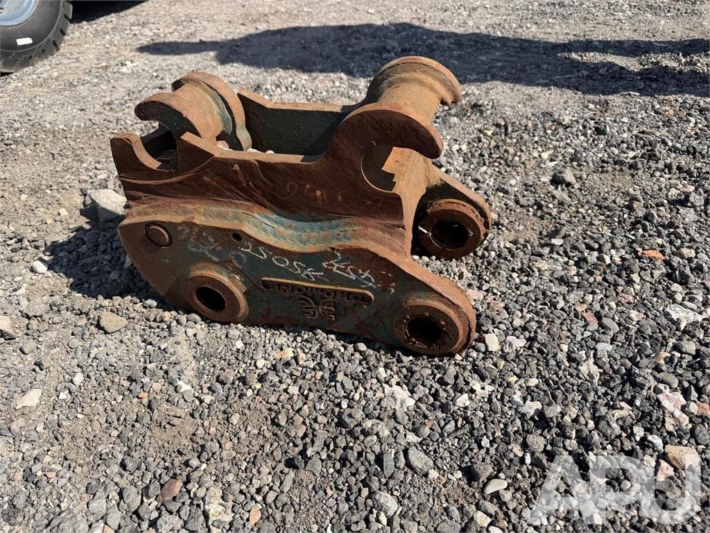 spare part - body spare parts - quick coupler موصلات سريعة