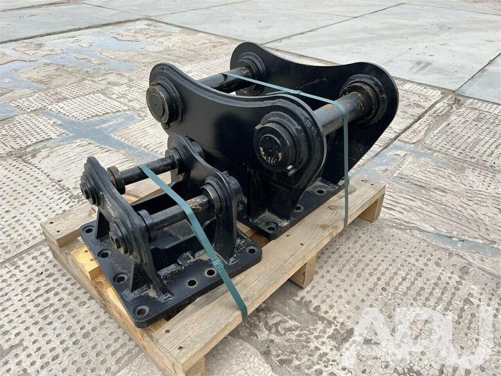  spare part - body spare parts - quick coupler موصلات سريعة