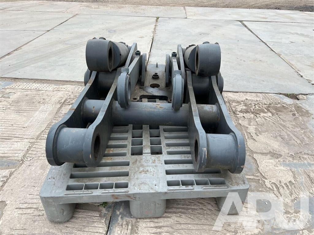  spare part - body spare parts - quick coupler موصلات سريعة
