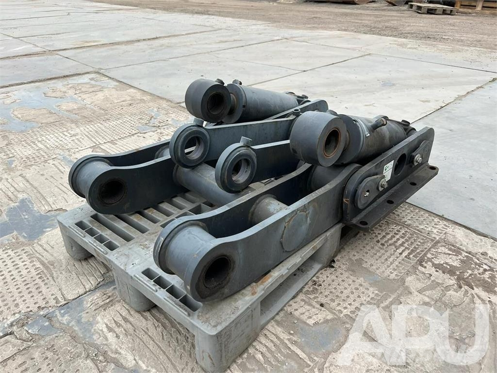  spare part - body spare parts - quick coupler موصلات سريعة